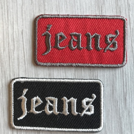 Jeans gotico rosso