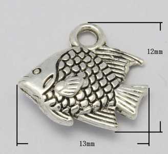 Charm pesciolino argento antico