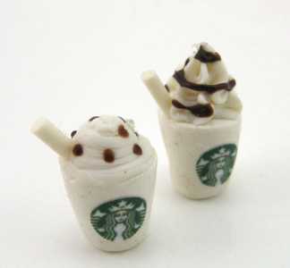 Cioccolata con panna Starbucs