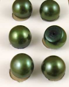 Perle coltivate fondo piatto verde scuro