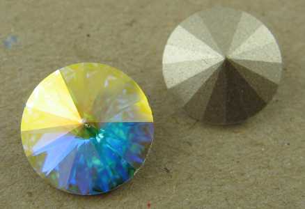 Cabochon tondo Crystal Aurora Boreale