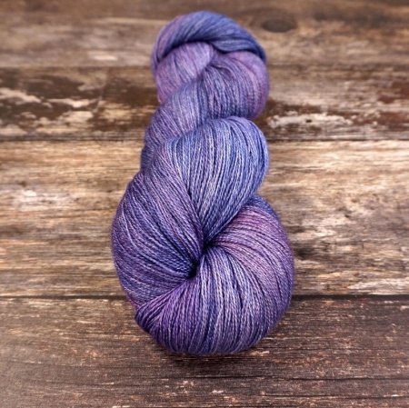 Fyberspates Gleem Lace 728 Blueberry Imps