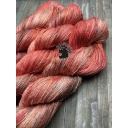 BrilLino filato tinto a mano colore Oxblood